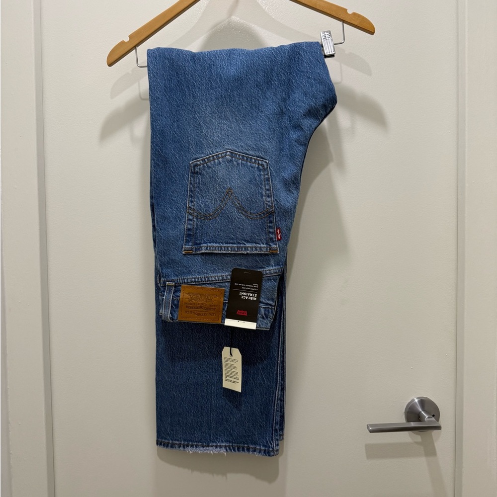 Levi's Women’s 31 x 32 Ribcage Straight Jeans